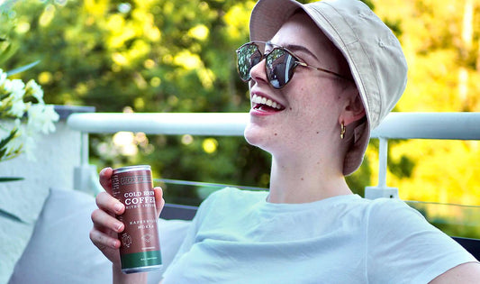 Warum Cold Brew der perfekte Sommerdrink ist - Cold Brew Coffee & Co.